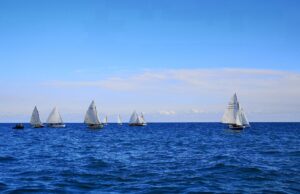 Три гонки, вълна, „капак” и „Вятър и вода” поведе на регата „Октомври”