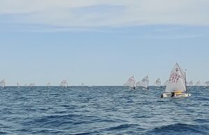 Лидерите в XII регата „Приморско“ запазиха местата си и след втория ден