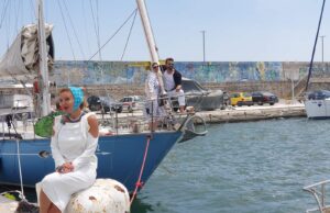 Яхта La Bella влиза във филма на БНТ за световната премиера на “Калас и Онасис” във Варна