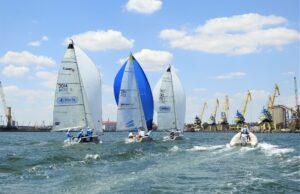 Много добър 5 за „Шоколадите” в първия ден на BORA Sailing Parkmart в Бургас